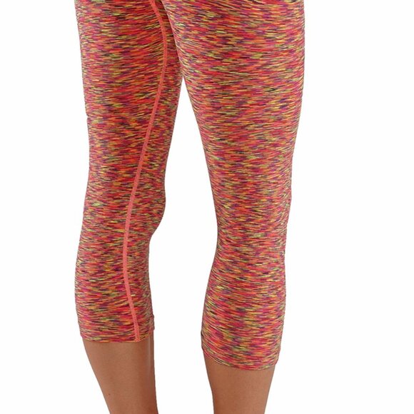 Two Tone Yoga Dry-Fit Workout Capris - Picture 3 of 4